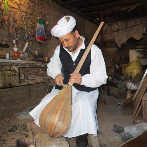 Skills of Crafting and Playing Iranian Dotār 